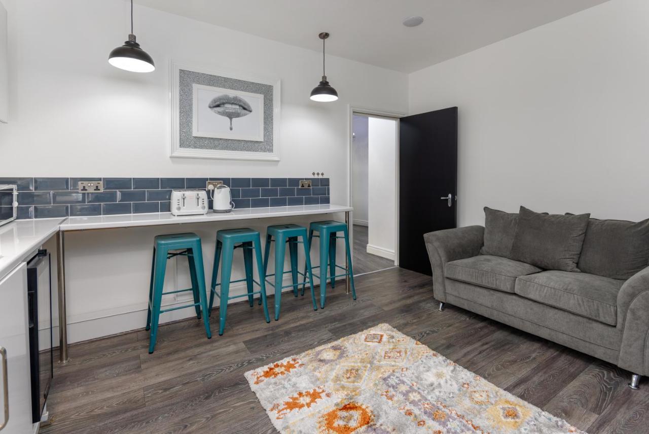 Snuggle Cove Apartments By Bella Vita Stays ลิเวอร์พูล ภายนอก รูปภาพ