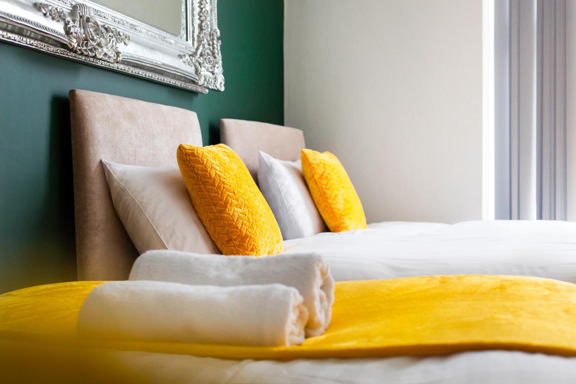 Snuggle Cove Apartments By Bella Vita Stays ลิเวอร์พูล ภายนอก รูปภาพ